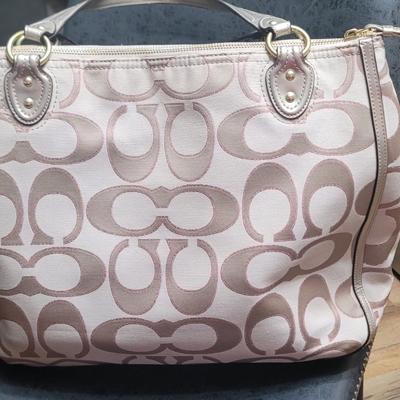 Authentic Coach Purse - Picture 6 of 6